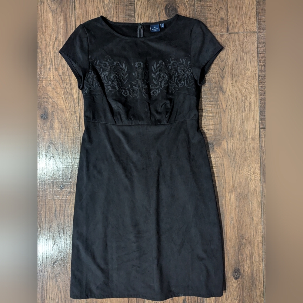 Kaari Blue Black On Black Suede Mini Dress Embroidery Accents Classic Size 2